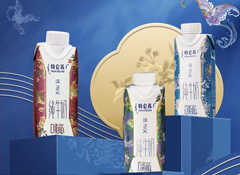 特仑苏这次营销很走心！美爆了的国潮风新包装——“京绣”嗨Milk